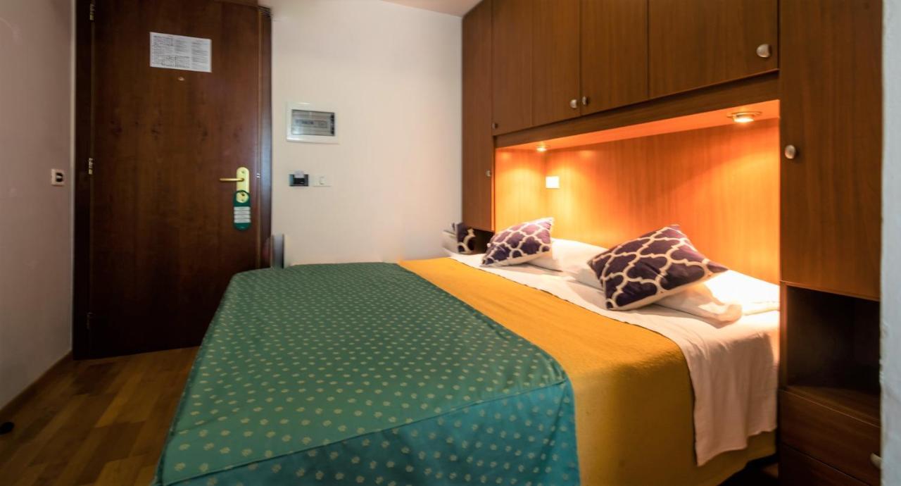 Hotel Centro Benessere Gardel アルタ・テルメ エクステリア 写真